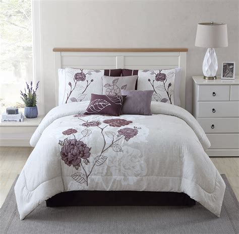 3 decorative pillows - Oblong Rich Black 12" x 16", Square Floral 14" x 14", Square Rose 16"x 16". . Mainstays comforter